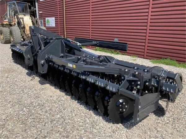 2026 J-Maskiner 6 m Disc Harrow – Hydraulic Folding Heavy-Duty Soil Cultivation Machine