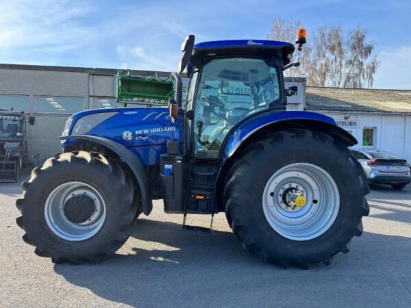 2023 New Holland T7.245 AC Tractor – 245HP High-Performance 4WD Farm Tractor
