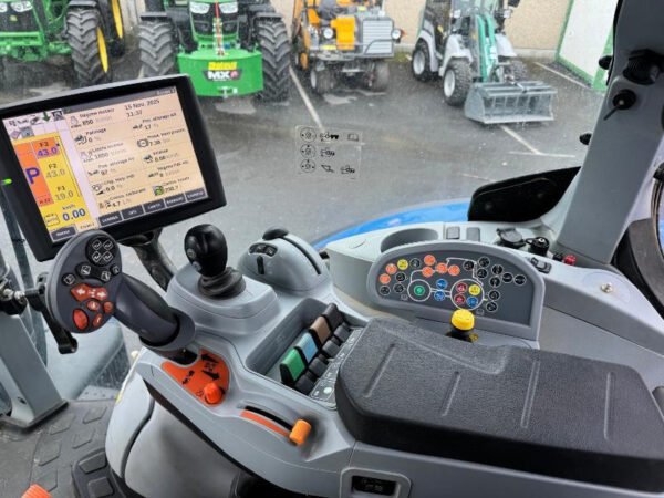 2019 New Holland T7.270 AC Tractor – 270HP Auto Command 4WD High-Performance Farm Tractor