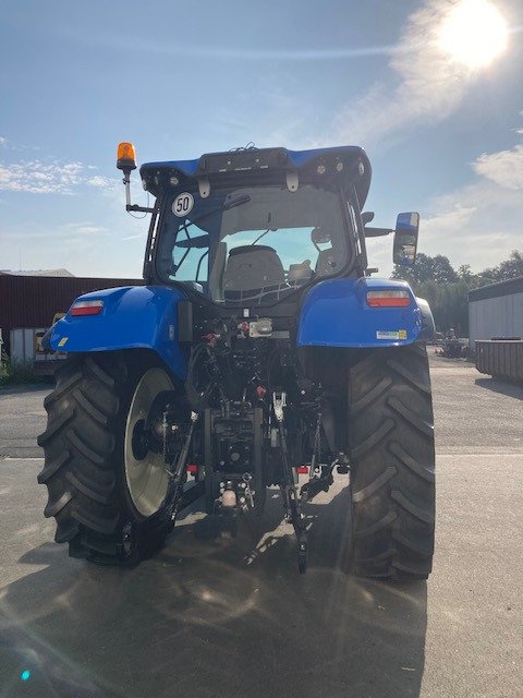 2018 New Holland T6.155 Auto Command Tractor – 155HP CVT High-Performance Farm Tractor