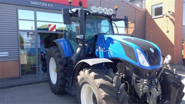 2024 New Holland T7.315 HD Tractor – High-Power Precision Farming Tractor
