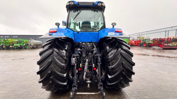 2014 New Holland T8.360 Auto Command Tractor – High-Performance Precision Farming Machine