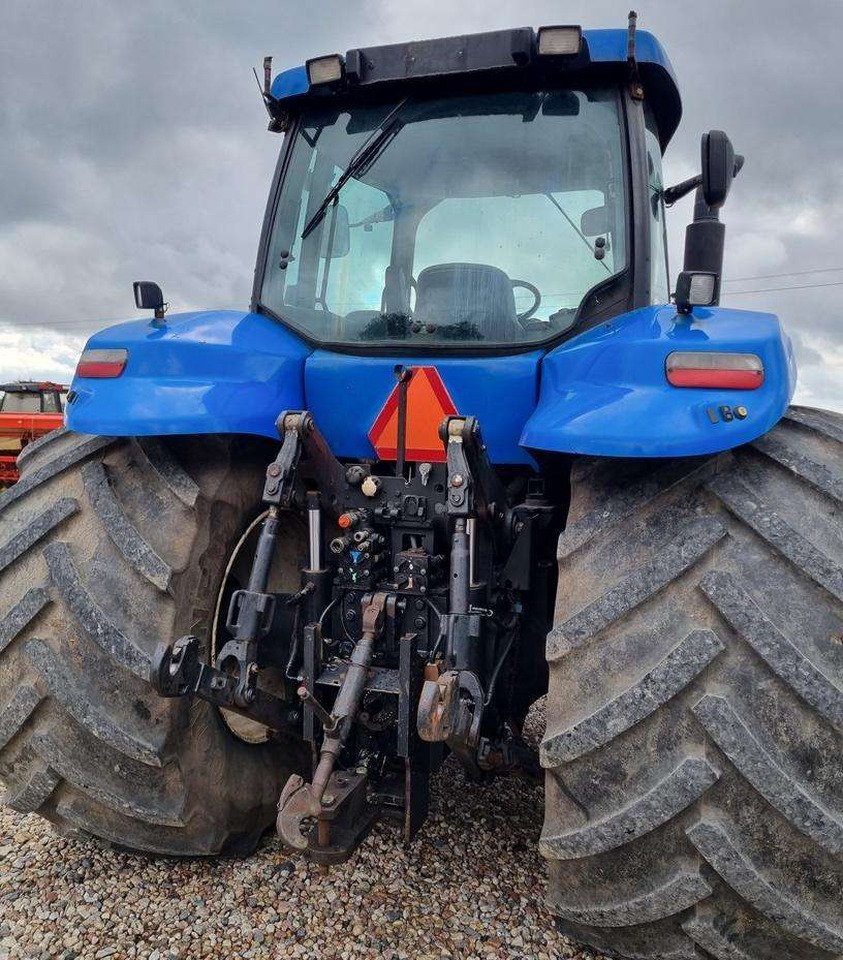 2008 New Holland T8040 Tractor – High-Horsepower 4WD Agricultural Machine