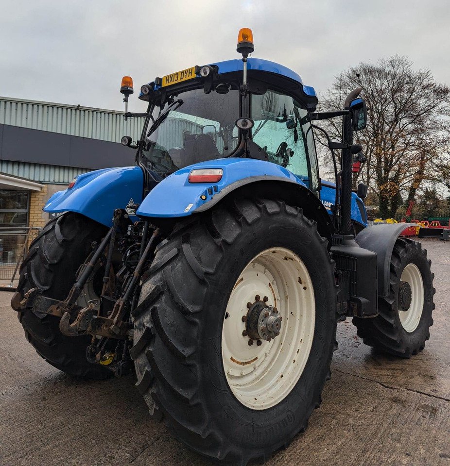 2013 New Holland T7.270 4WD SA Tractor – 270HP High-Performance Agricultural Tractor