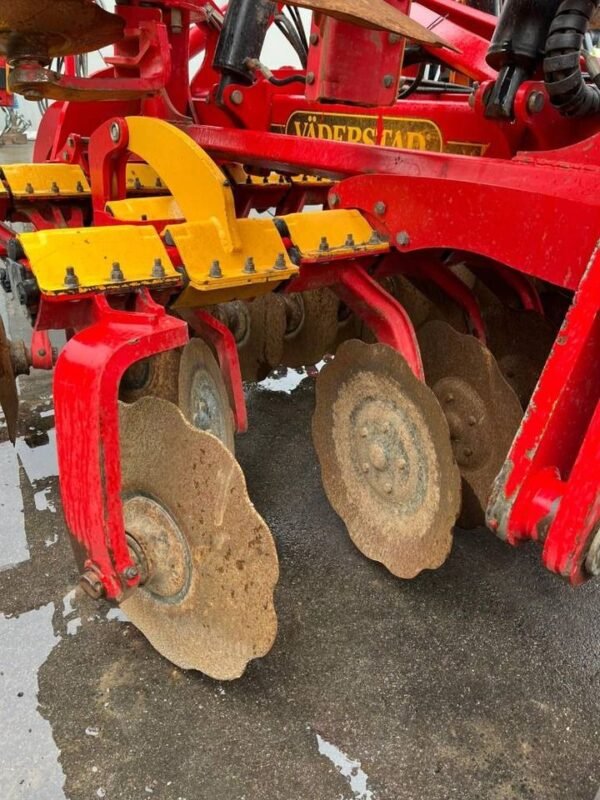 2015 Väderstad Carrier L 825 Disc Harrow – 8.1 m High-Speed Cultivation Machine