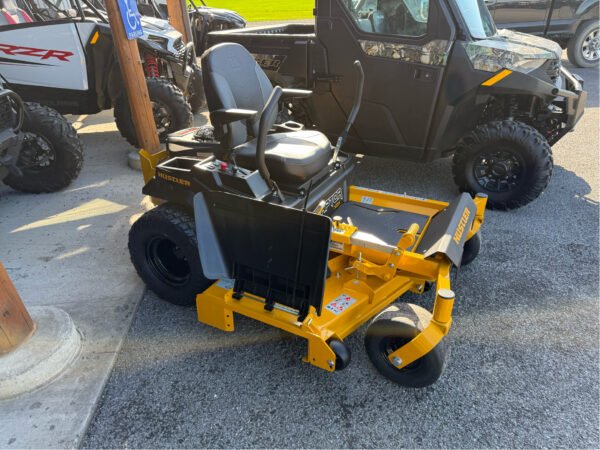 Hustler Raptor Ridingmowers — Machinery Depot Pro Hustler Raptor Ridingmowers — Machinery Depot Pro