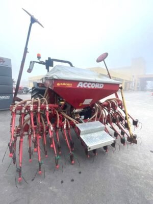 2005 Accord DL 45 Agri Drills â€” Machinery Depot Pro