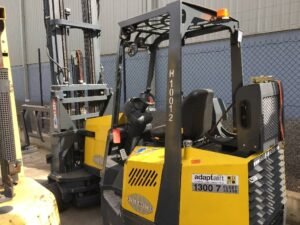 aisle-master-20wh874cc2bd.jpg Aisle-Master 20WH Narrowaisletrucks — Machinery Depot Pro