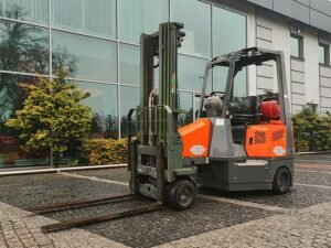 aisle-master-44se729e299-1.jpg 2002 Aisle-Master 44S Narrowaisletrucks — Machinery Depot Pro