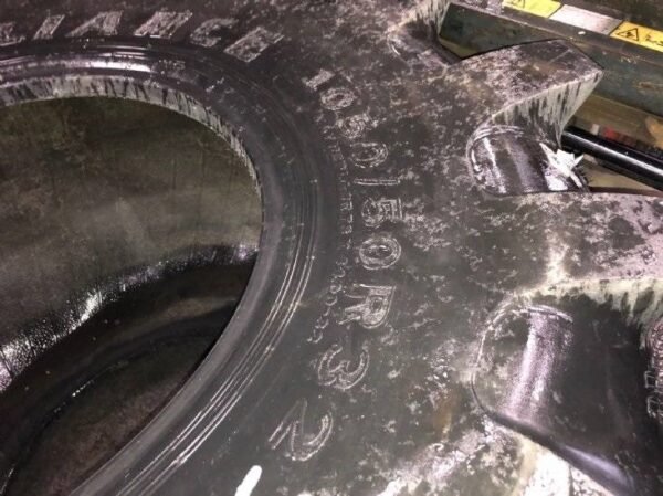 Alliance 1050/50R32 Cargotyres â€” Machinery Depot Pro