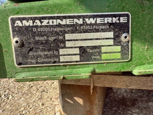 Amazone ZA-M 1500 Mineralspreaders â€” Machinery Depot Pro