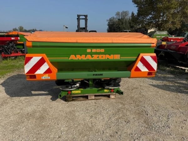 Amazone ZA-M 1500 Mineralspreaders â€” Machinery Depot Pro