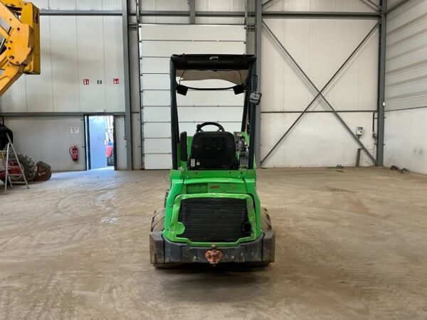 2015 Avant R 28 T S Mini Loaders — Machinery Depot Pro