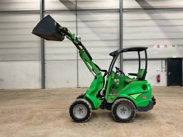 2019 Avant R 28 Mini Loaders — Machinery Depot Pro