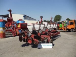 becker-aeromat-8dt045f8fd3-1.jpg 1995 Becker Aeromat 8DT Precisionsowing — Machinery Depot Pro