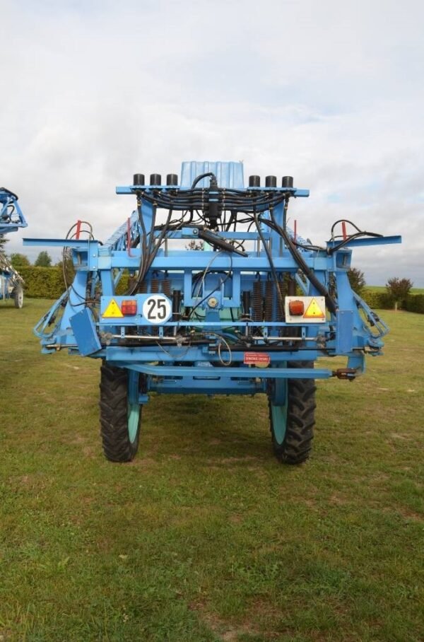berthoud-mack-32c8b02d5a.jpg Berthoud Mack 32 Sprayers — Machinery Depot Pro