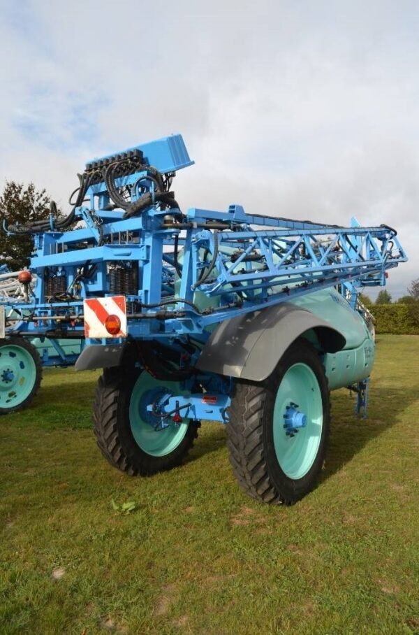 berthoud-tenor65acbe4e.jpg Berthoud Tenor Sprayers — Machinery Depot Pro
