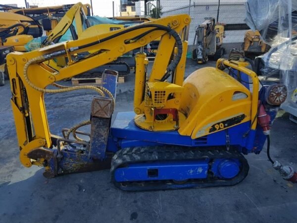 brokk-905ef77cc5.jpg 2006 Brokk 90 Excavators — Machinery Depot Pro