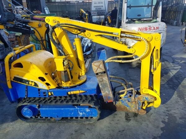 brokk-908299af71.jpg 2006 Brokk 90 Excavators — Machinery Depot Pro