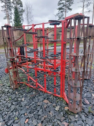 Potila SK 370 S Harrows Potila SK 370 S Harrows