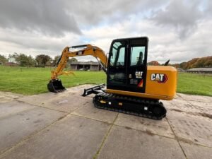 2018 CAT 305.5 E CR Mini Excavators — Machinery Depot Pro