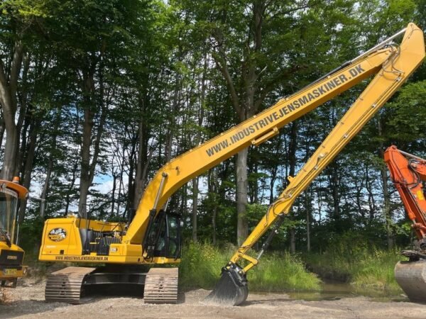 cat-326-slre-super-long-reache881c8b1.jpg 2025 CAT 326 Excavators — Machinery Depot Pro