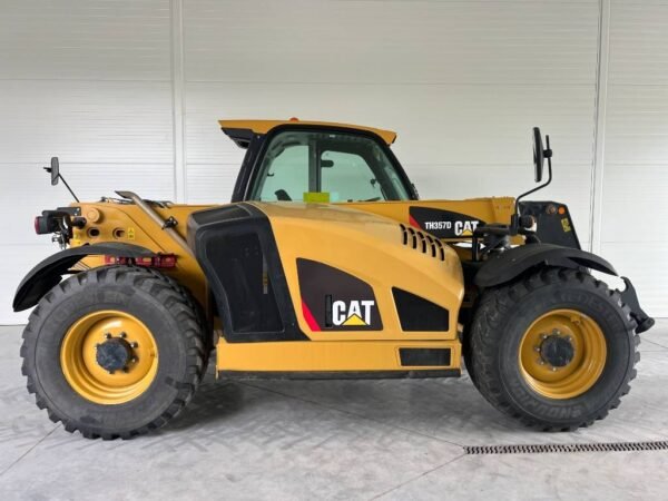 2017 CAT 357D Agri Telehandlers — Machinery Depot Pro