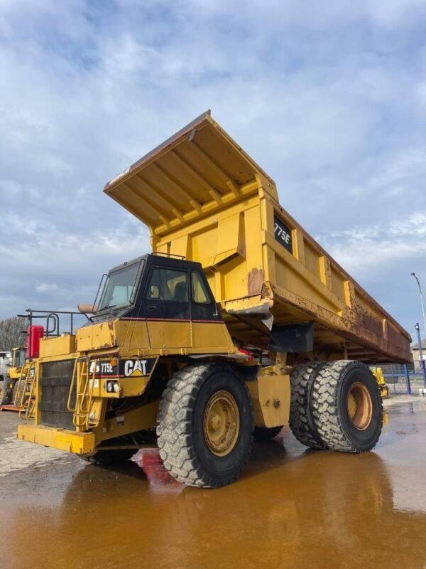 2004 CAT 775 E Rigid Dump Trucks â€” Machinery Depot Pro