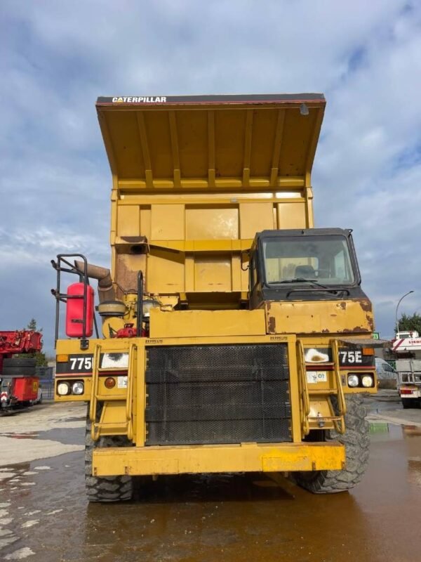2004 CAT 775 E Rigid Dump Trucks â€” Machinery Depot Pro