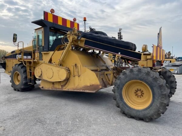 2006 CAT RM 300 Asphaltrecyclers — Machinery Depot Pro