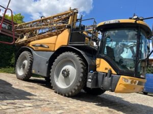 2014 Challenger RoGator 655 C Sprayers — Machinery Depot Pro