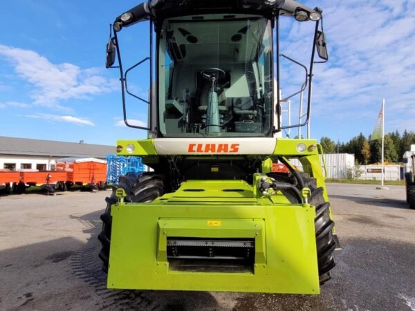 claas-avero-24050141ddd.jpg 2016 CLAAS Avero 240 Combine Harvesters — Machinery Depot Pro