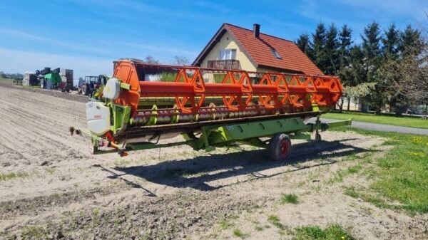 2006 CLAAS claas Combine Harvesters — Machinery Depot Pro