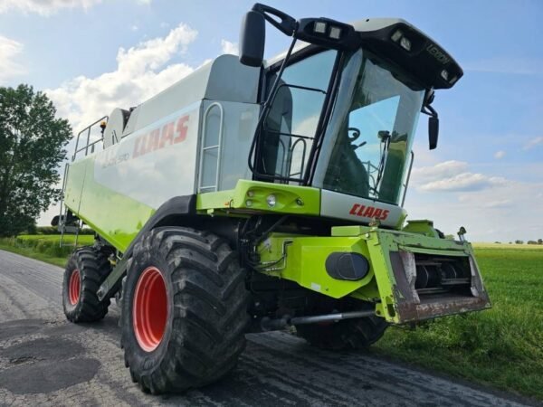 2006 CLAAS claas Combine Harvesters — Machinery Depot Pro