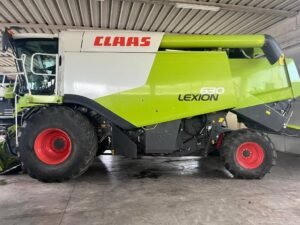 2013 CLAAS Lexion 630 Combine Harvesters â€” Machinery Depot Pro
