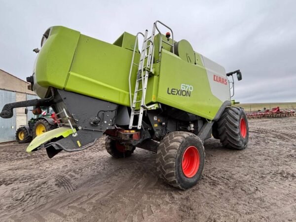 2011 CLAAS Lexion 670 M Combine Harvesters — Machinery Depot Pro