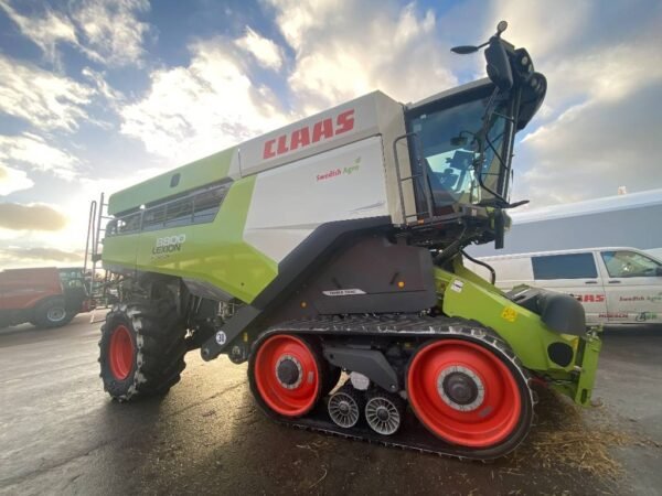 2019 CLAAS Lexion 8800 TT Combine Harvesters — Machinery Depot Pro
