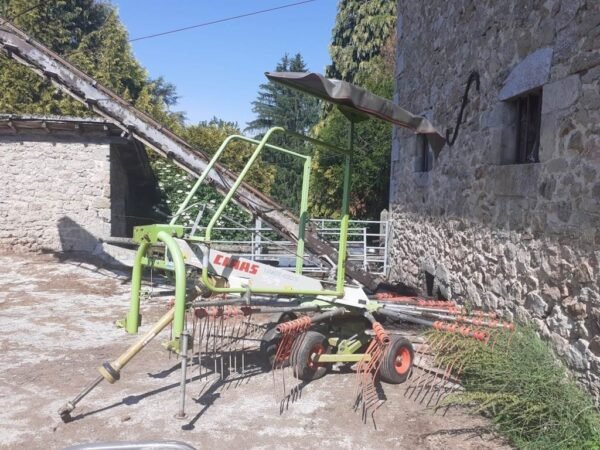 2010 CLAAS Liner 430 S Windrowers â€” Machinery Depot Pro