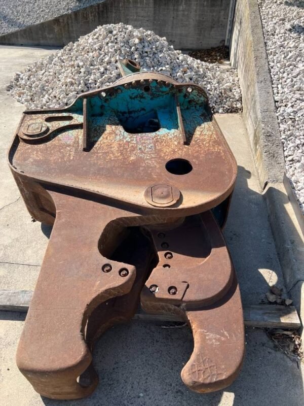 cmi-fr-26f61aec0e.jpg CMI fr 26 Construction Grapples — Machinery Depot Pro