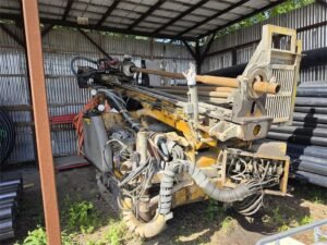 comacchio-450795e46de-1.jpg 2003 Comacchio 450 Drilling Equipment — Machinery Depot Pro