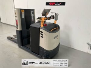 2018 Crown GPC3045-1 2 Low Order Pickers â€” Machinery Depot Pro