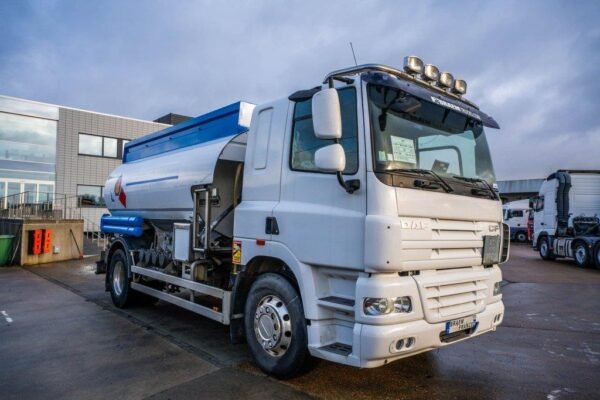 2013 DAF CF 460 + Trucks — Machinery Depot Pro