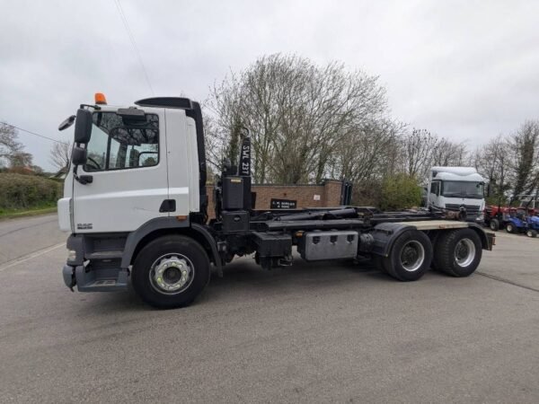 2007 DAF CF 85.410 Trucks â€” Machinery Depot Pro