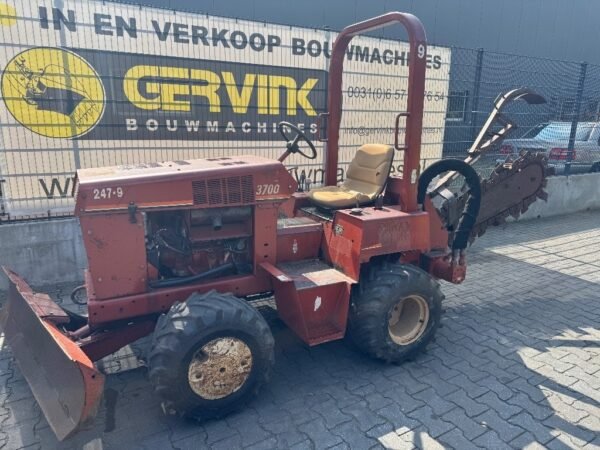 2002 Ditch Witch 3700 DD Construction Trenchers â€” Machinery Depot Pro