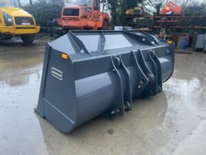 doosan-dl-320-7cf21e848.jpg 2023 Doosan DL 320-7 Construction Buckets — Machinery Depot Pro