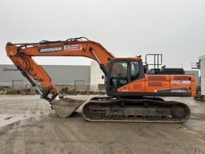 doosan-dx300lc-515de7fa2-1.jpg 2019 Doosan DX300LC-5 Excavators — Machinery Depot Pro