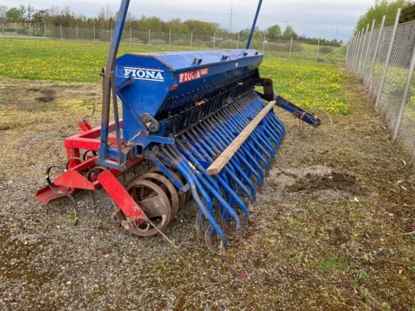 doublet-record-fiona7358fdbe.jpg 1997 Doublet-Record Fiona Agricombinationdrills — Machinery Depot Pro