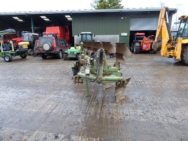 DOWDESWELL DP7D2 5 Reversibleploughs â€” Machinery Depot Pro