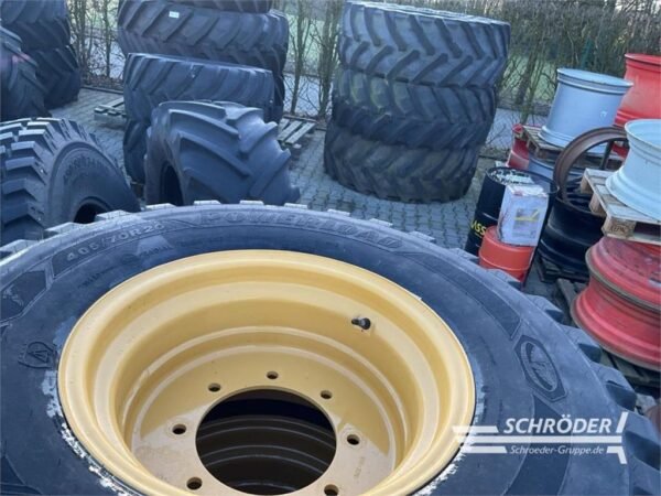 Dunlop 4X 405/70 R20 Agriculturedualwheels â€” Machinery Depot Pro