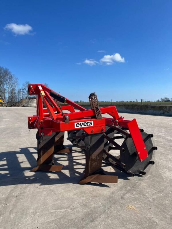 evers-batak-wt-3hf8df7892.jpg 2011 Evers Batak WT-3H Reversibleploughs — Machinery Depot Pro
